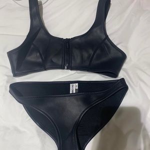 Hoaka black leather bikini